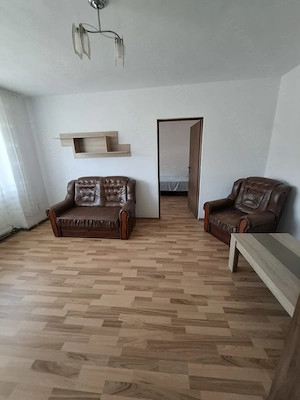 Avantajos  ! Vând apartament cu 2 camere confort 1 semidecomandat  - imagine 4