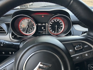 Suzuki Swift hibrid cu numai 20900 km .  - imagine 5