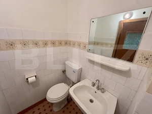 Apartament 3 camere decomandat, 76 mp, 2 băi, balcon, etaj 2 – Cugir  - imagine 6