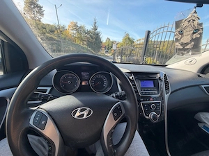 Hyundai i30 1.6 diesel euro 5 - imagine 3