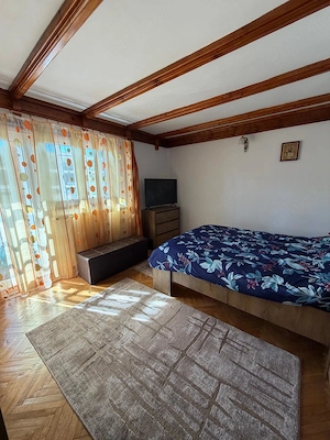 Vând casă str.Maleia,Petroșani, jud.Hunedoara  - imagine 6