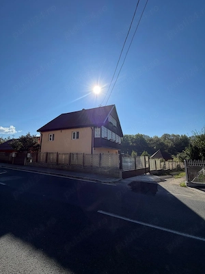 Vând casă str.Maleia,Petroșani, jud.Hunedoara 