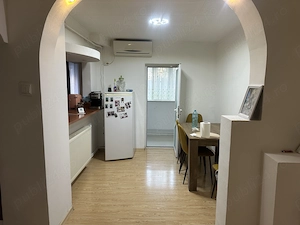 Închiriez apartament 