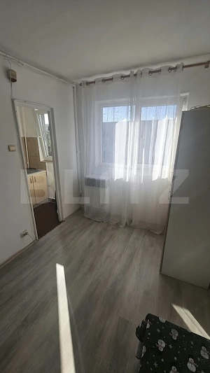 Garsoniera de vanzare, 22 mp, zona Vest 