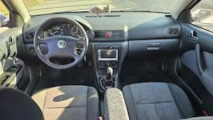 Skoda Octavia 1,6 benzina +GPL - imagine 5