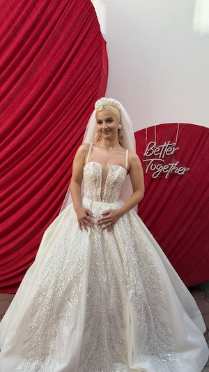Rochie de mireasă tip prințesă 