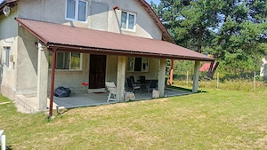 Casa de vacanta Coada lacului Lesu 