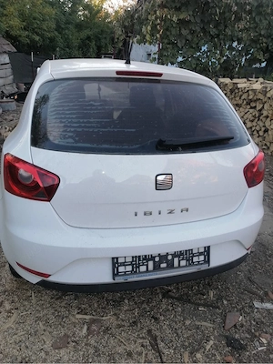 Seat Ibiza 2011 1.2 benzina AVARIAT - imagine 1