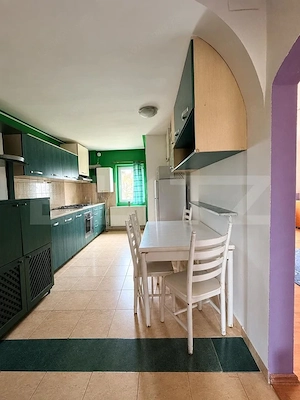 Apartament 4 camere, 98 mp, zona Soarelui