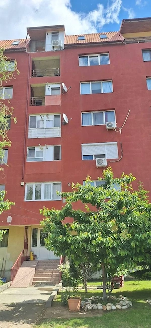 Spațiu de vânzare situat în Bragadiru  Strada Parcului nr 14 suprafata 200mp bloc nou construit 2008 - imagine 9