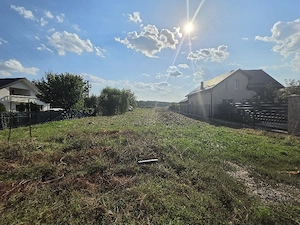 De vânzare teren intravilan 6.100 m2   Lipia (Gruiu)  Deschidere 22 m | Lângă pădure, utilități