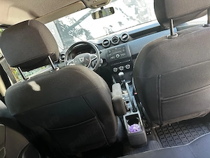An 2019 , Dacia Duster pe benzina  1.3 - imagine 4