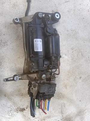 compresor perne touareg 7L/audi Q7 4L/Porsche cayenne 9PA - imagine 2