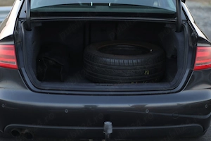 Vând Audi A4 B8, motorizare 2.0 TDI, 143 CP, an fabricație 2008 - imagine 3