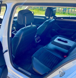 Volkswagen Passat Variant 2.0 BiTDI 4MOTION DSG Highline 240 - imagine 7