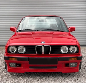 Prelungire bara fata fusta spoiler lip BMW Seria 3 E30 aspect iS 318iS 320iS 1987-1993
