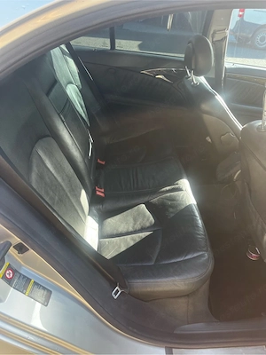 vand mercedes e270 - imagine 9