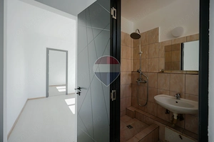 De vânzare apartament cu 2 camere, în Rogerius - imagine 9