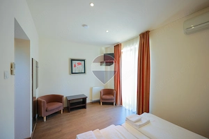 Pensiune cu restaurant, piscină, teren de 4.433 mp - Hidișelul de Sus - imagine 10