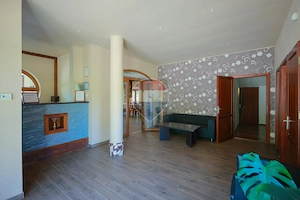 Pensiune cu restaurant, piscină, teren de 4.433 mp - Hidișelul de Sus - imagine 7