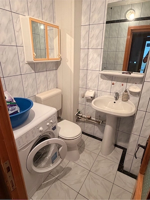 Apartament cu 3 camere zona 2 Stejari - imagine 3