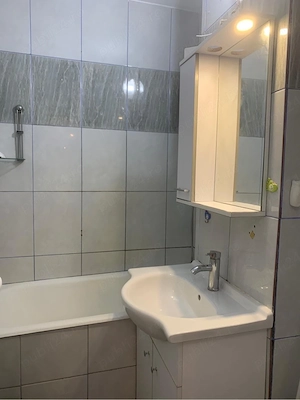 Apartament cu 3 camere zona Viziru -Calarasi - imagine 7