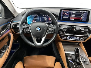 BMW Seria 5 - imagine 6