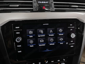 Volkswagen Passat - imagine 13