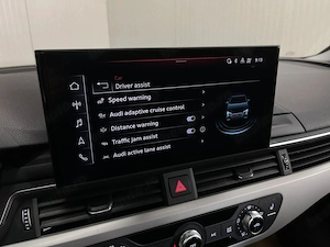 Audi A4 - imagine 17