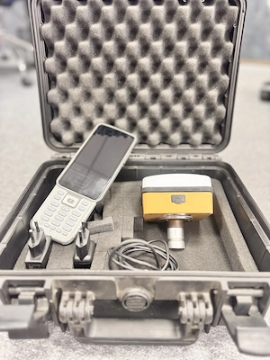 Echipamente topografie și măsurători - De vânzare   receptor GNSS CUBE RTK Rover   stare bună