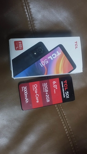 Telefon mobil smartphone 2026 android 6inch TCL 501 dualsim NOU