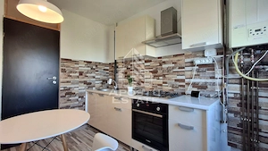 Apartament 3 camere 95 mp 2 balcoane Micalaca et 4 - imagine 3