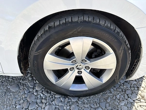 Skoda Superb - imagine 5