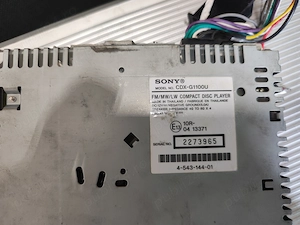 Radio Cd auto Sony și boxe 