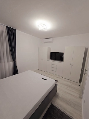 Închiriez apartament 2 camere - imagine 5