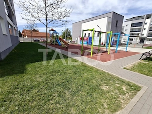 Apartament modern 3 camere - mobilat si utilat - balcon si parcare - imagine 17