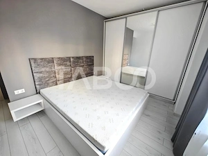 Apartament modern 3 camere - mobilat si utilat - balcon si parcare - imagine 9