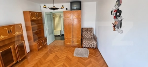 Apartament 3 camere,etaj 1,zona Centru - imagine 2