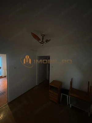 zona Dacia - Decomandat Apartament cu 3 camere - imagine 12