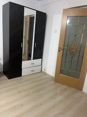 de inchiriat apartament doua camere, semicentral - imagine 3