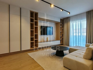 Apartament prima inchiriere cu 3 camere, nou, mobilat lux.