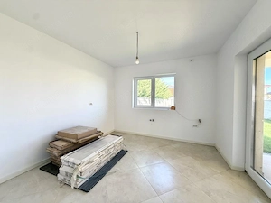 Duplex modern, 5 camere, 135 utili, 426 mp teren - Dumbravita - imagine 7
