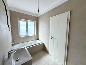 Duplex modern, 5 camere, 135 utili, 426 mp teren - Dumbravita - imagine 8