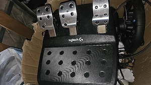 Set Logitech G29 volan,pedale,schimbător