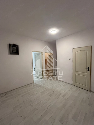 Apartament cu 1 camera de vanzare , etaj intermediar, Blascovici