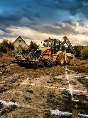 Inchiriere Buldoexcavator VOLVO-BL-71 