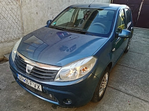 Vând Dacia sandero 1,6 benzină  - imagine 2