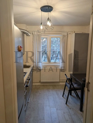 Apartment renovat decomandat 3 camere, etaj 2, centrala, Iulius Town - imagine 3