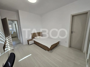 Penthouse 4 camere mobilat 2 bai 2 parcari terasa 72 mp Turnisor Sibiu - imagine 15