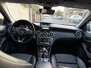 Mercedes-Benz Clasa A 180 Hatchback | 2017 | 58.639 km | Benzină - imagine 4